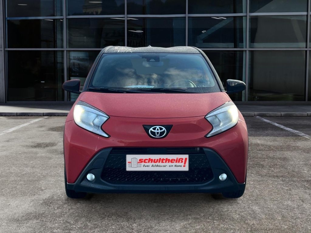 Fahrzeugabbildung Toyota Aygo X Pulse