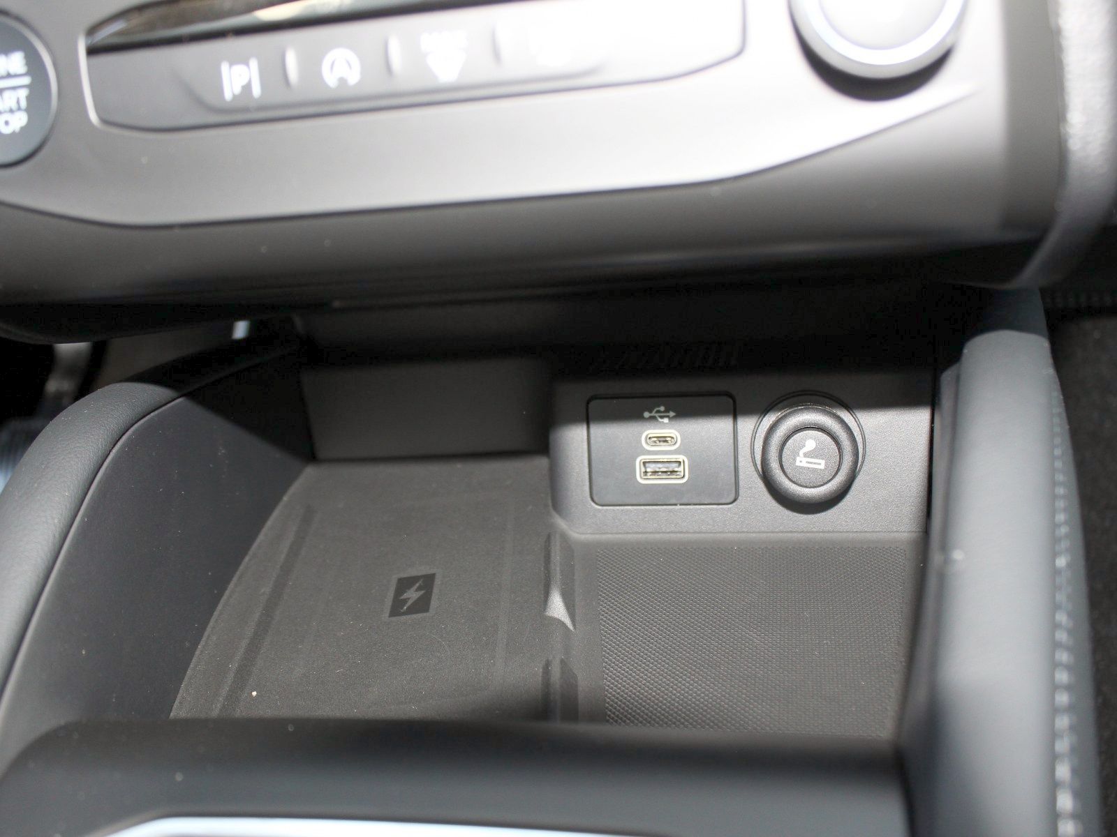 Fahrzeugabbildung Ford Focus Titanium X 1,0 EcoBoost MildHybrid