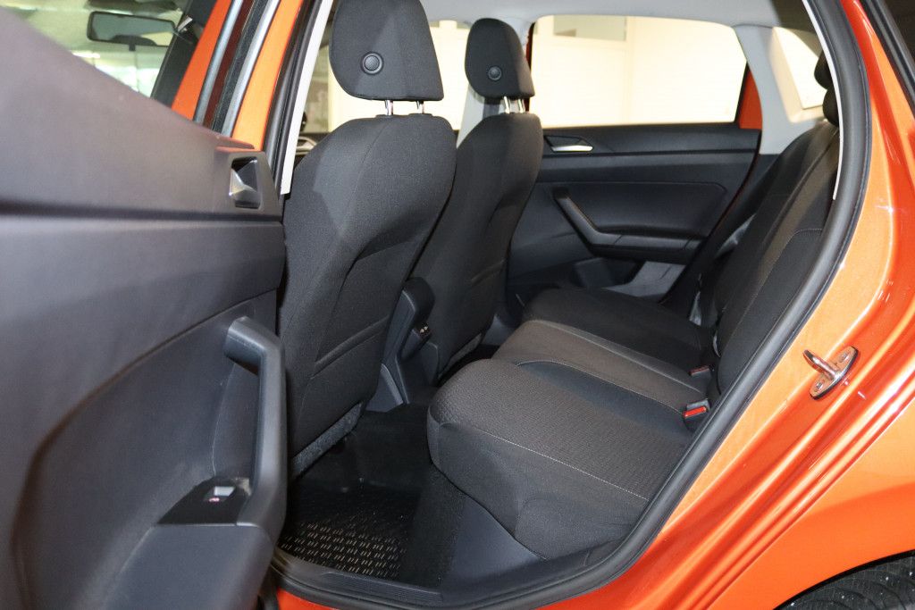 Fahrzeugabbildung Volkswagen Polo 1.0 Comfortline-Navi-Klima-Telefon-PDC-DAB-