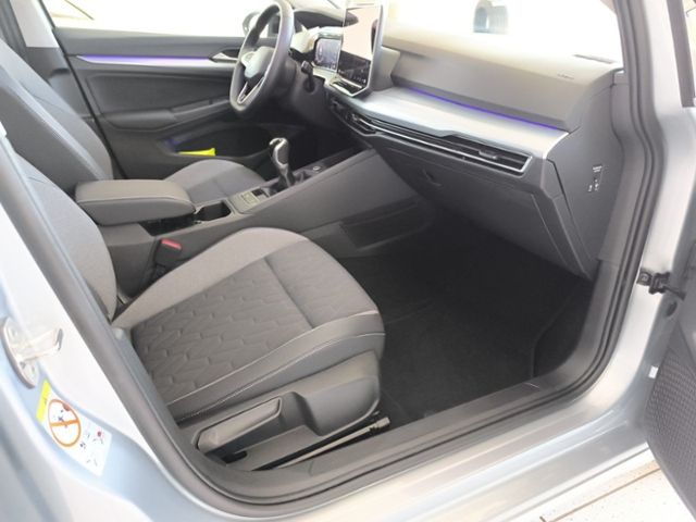 Fahrzeugabbildung Volkswagen Golf VIII 1.5 TSI Goal LED ACC NAVI RÜCKKAM ALLW