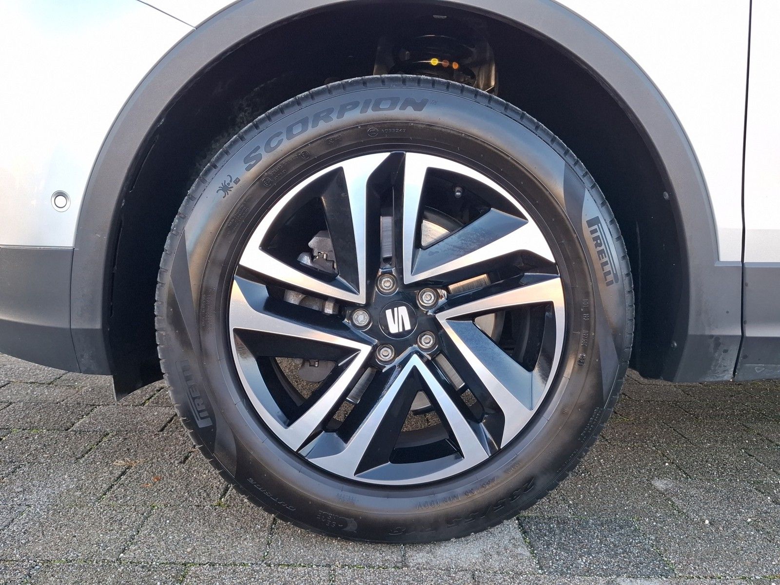 SEAT Tarraco 2.0 TDI Style DSG / AHK / NAVI / LED / S - Image 18