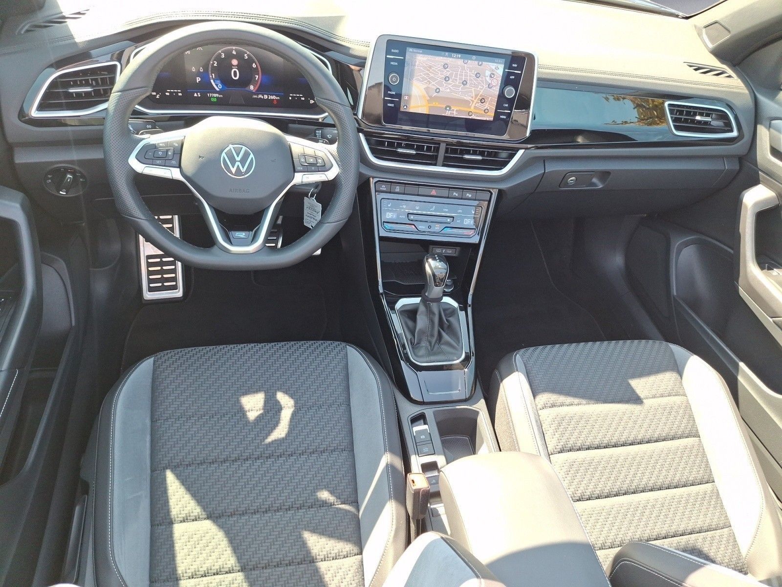 Volkswagen T-Roc - Bild 11