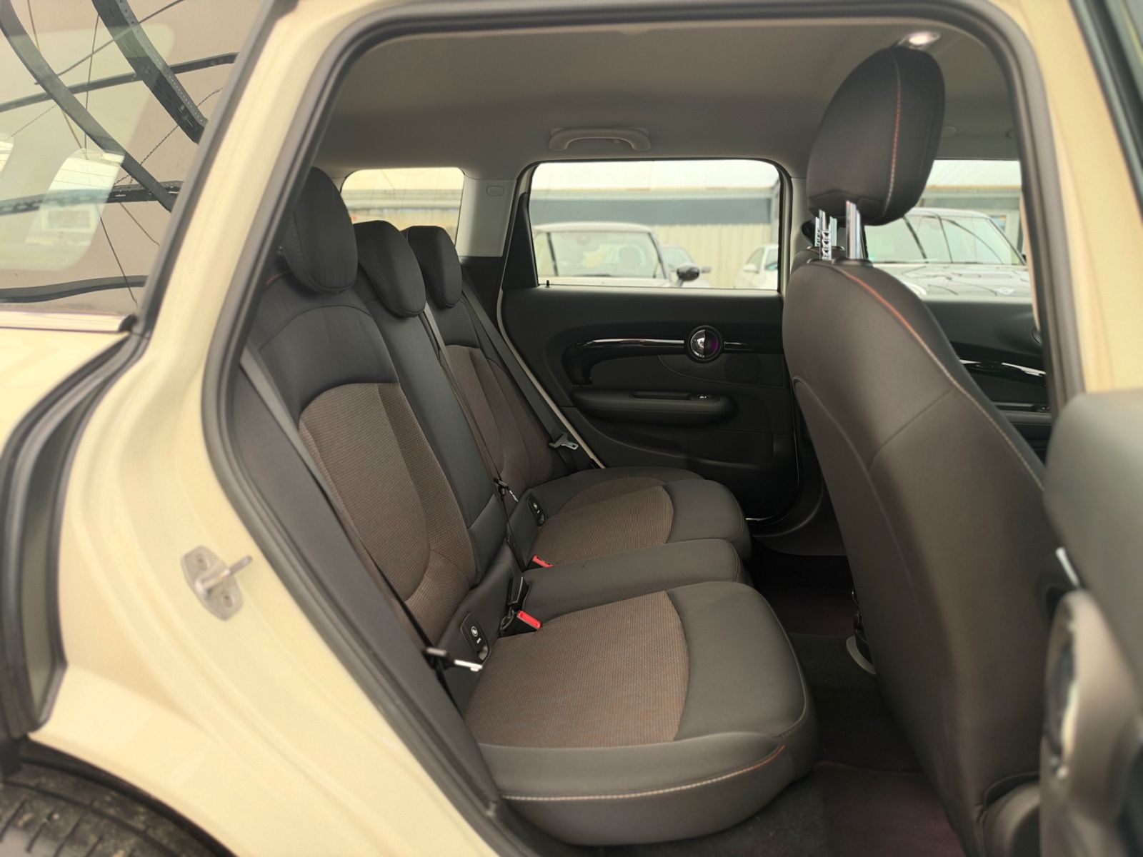 MINI ONE CLUBMAN – Ansicht 17