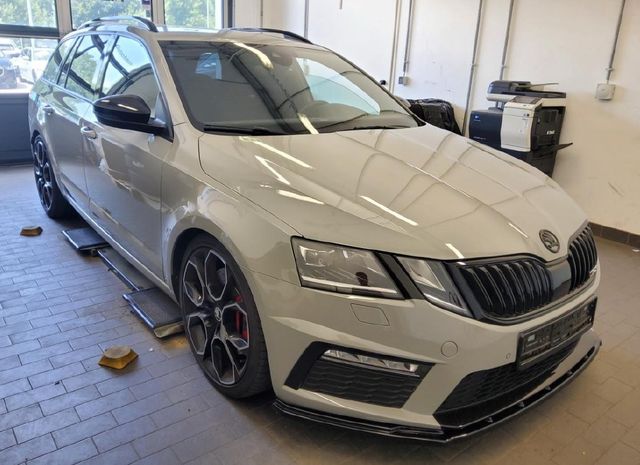 SKODA Octavia Combi 20TSI DSG RS60 Sondermodell limit.