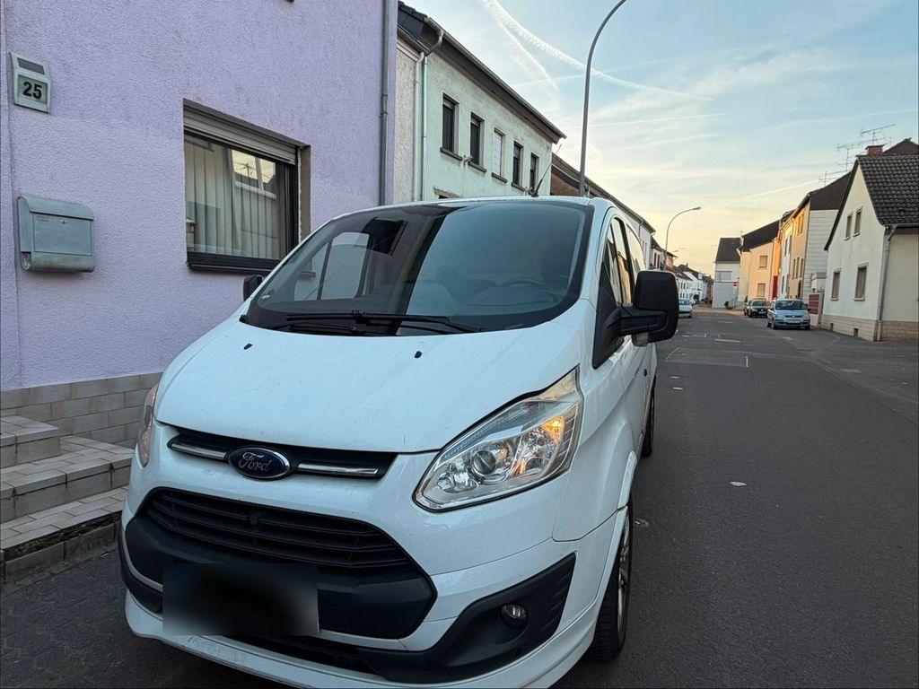Image of Ford Transit Custom
