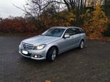 Mercedes-Benz 220 - Mercedes-Benz 220 aus 2013