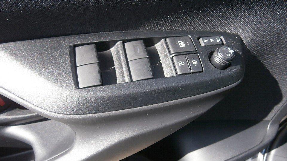 Mazda 2 Hybrid 5HB 1.5L VVT-i 116 PS e-CVT FWD EXCLUSI