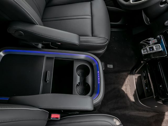 Hyundai Staria Signature Hybrid 2WD 7-Sitzer Park-Paket