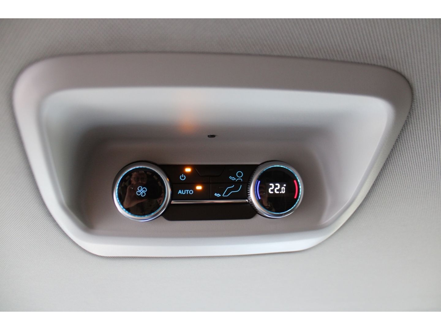 FORD Tourneo Custom 320 L1 Titanium X Matrix ACC AHK - Image 29