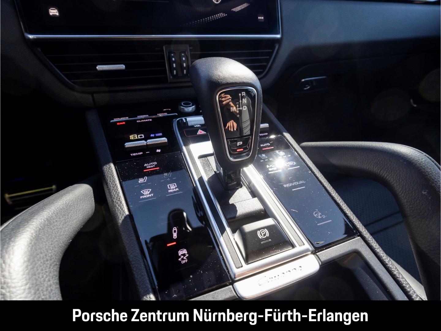 Porsche Cayenne S Coupe Platinum Edition LED-Matrix Luft