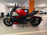 Ducati Diavel 1260 S - TÜV/Service neu - wenig KM  - DUCATI DIAVEL 1260 S