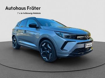 Fotografie 3 des Opel Grandland (X) Grandland GSe AWD Alcantara Navi Matrix-LED