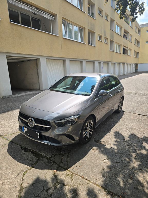 Image of Mercedes-Benz B 180