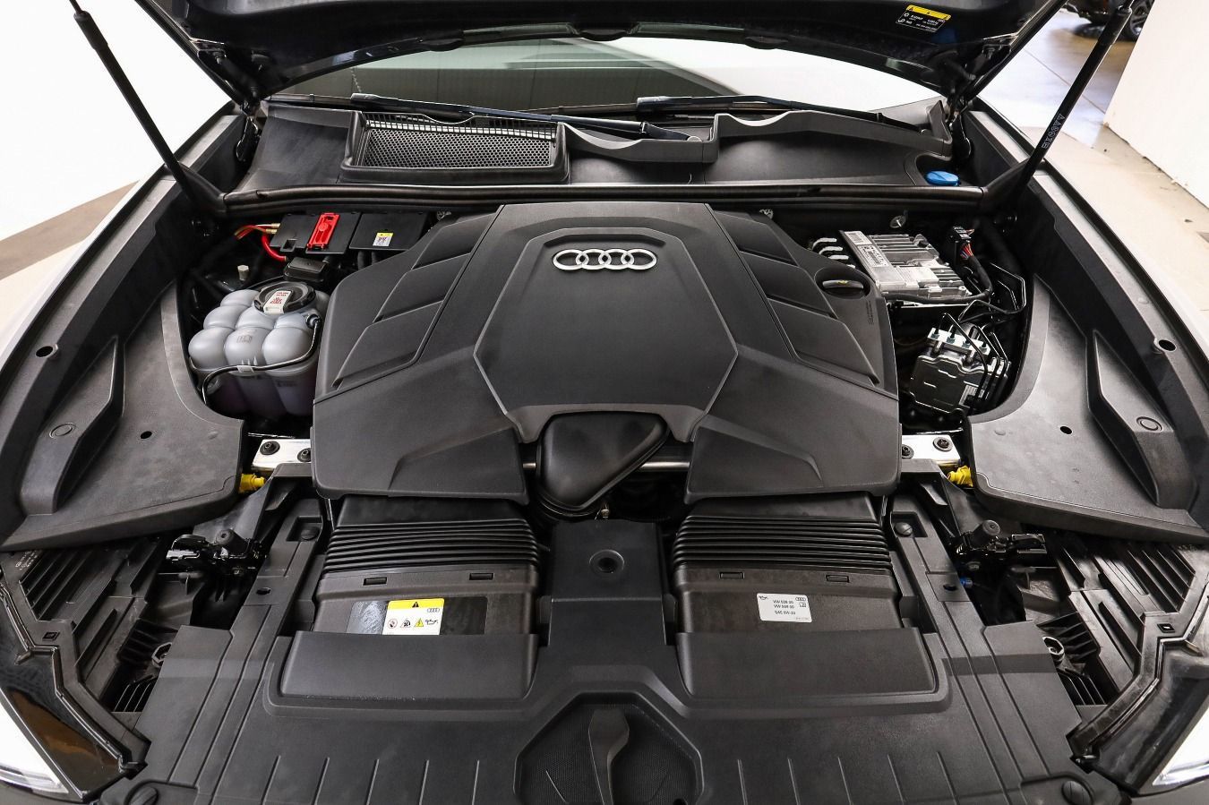 Audi Q8 - Bild 25