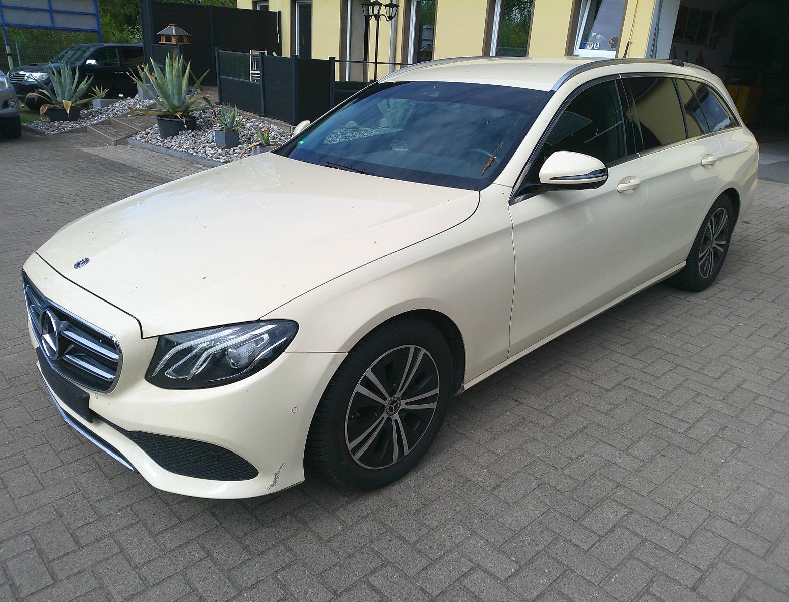 Mercedes-Benz E 220 d