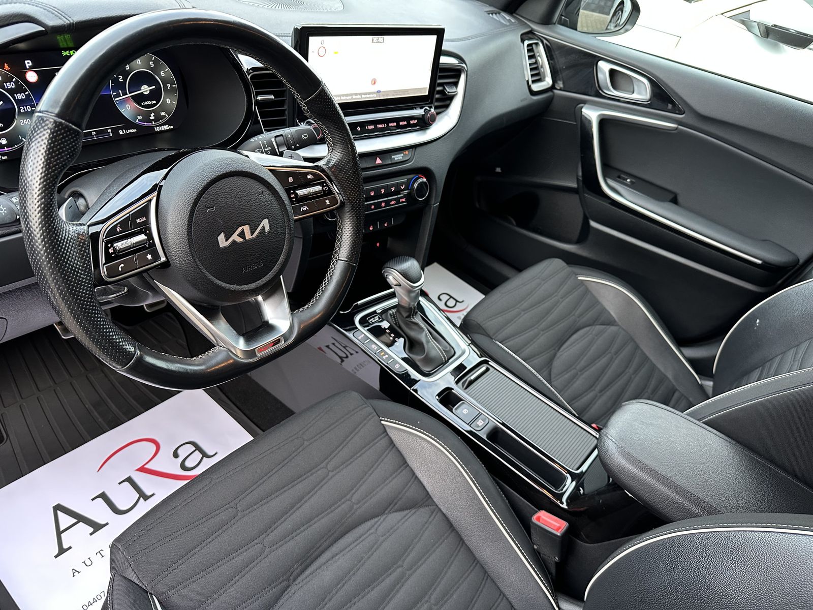 Fahrzeugabbildung Kia ProCeed 1.5 T-GDI GT-LINE NAV+LED+KAM+V-COCK+ACC