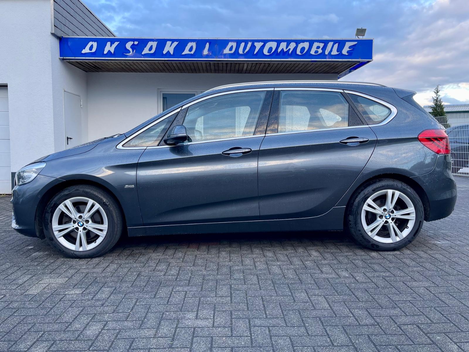 BMW 220d Active Tourer xDrive Sport Line,PANO,KAMERA