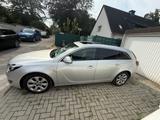 Opel Insignia ST 2.0 CDTI,Scheckheft,Bose,Teilleder - Opel Insignia Gebrauchtwagen in Essen