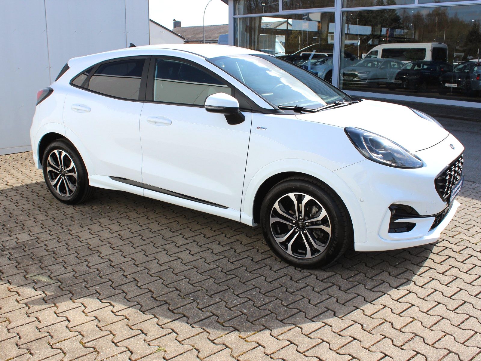 Fahrzeugabbildung Ford Puma ST-Line 1,0 EcoBoost Mild Hybrid