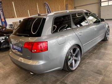 Audi A4 Avant 3.0 TDI quattro *NAVI*BI-XENON*TEMPOMAT