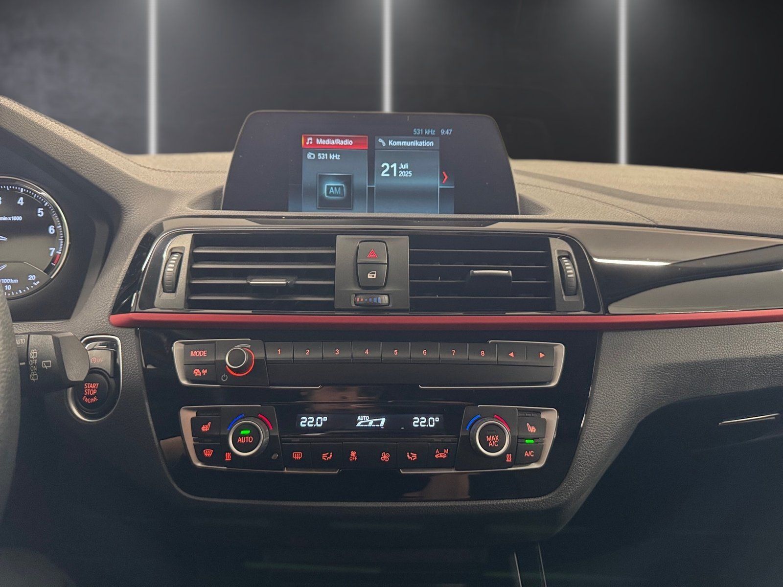 Fahrzeugabbildung BMW 116 i Sport Line*Navigation*PDC*Sitzheizung*LED*