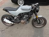 Husqvarna Vitpilen 401 - HUSQVARNA VON 251 BIS 500 CCM
