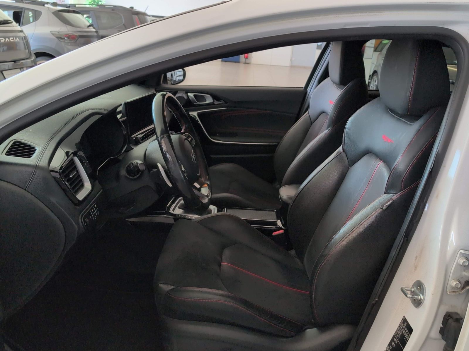 KIA pro_cee'd ProCeed 1.6 T-GDI GT DCT Navi Komfort JBL – Bild 8