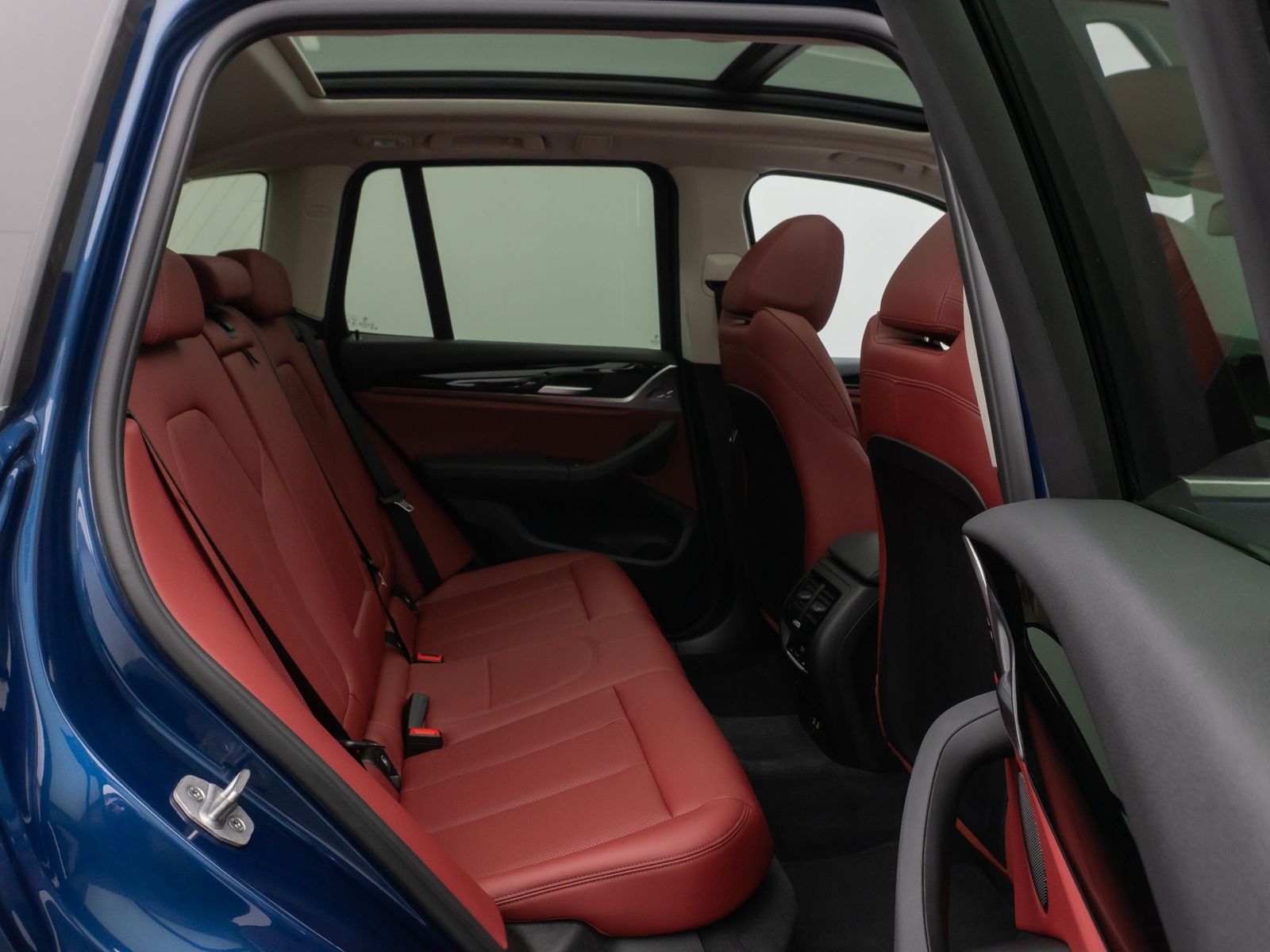 Fahrzeugabbildung BMW X3 xD20i Panorama 360°DAB LED Sport Leder 18Zoll