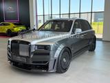 Rolls-Royce Cullinan Black Badge Novitec Overdo. RR Garantie - graue Rolls-Royce Cullinan
