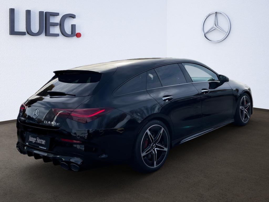 Mercedes-Benz CLA 45 AMG Shooting Brake