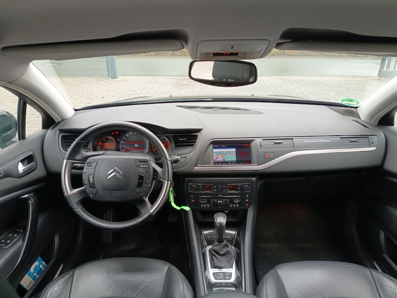Fahrzeugabbildung Citroën C5 Tourer Exclusive NAVI KLIMAAUTO LEDER AHK SHZ