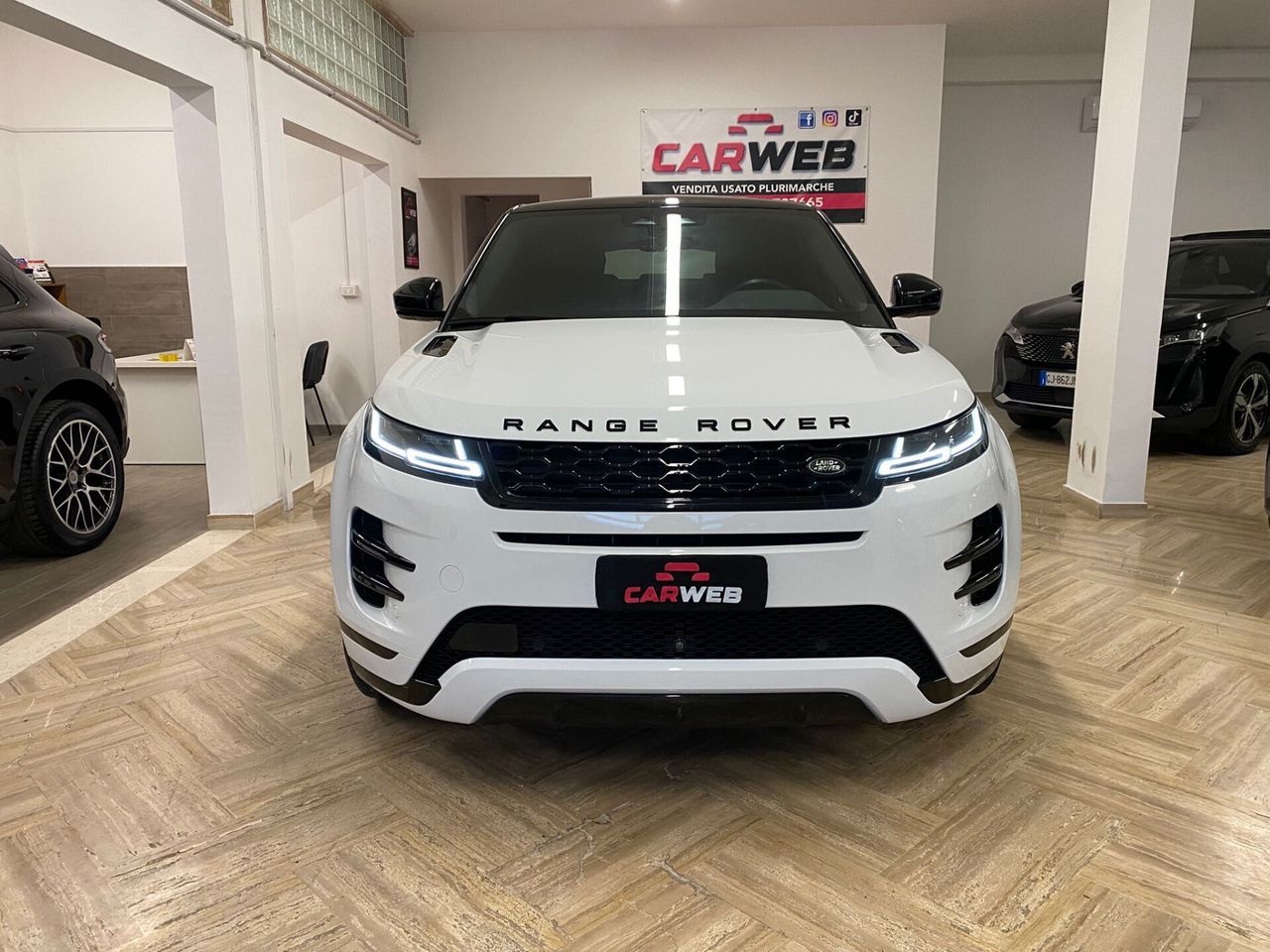 Land Rover RANGE ROVER EVOQUE 2.0D AWD R-DYNAMIC MHEV SE 20 imagem 3