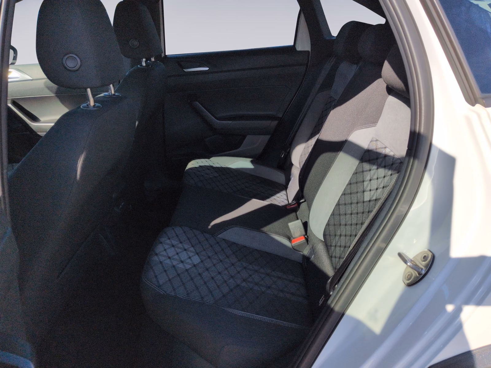 Volkswagen Taigo 1.0 TSI DSG R-Line MATRIX+Navi+ACC+