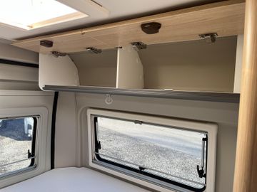 Sunlight Adventure Cliff 600 8G Safety ACC Solar Digital