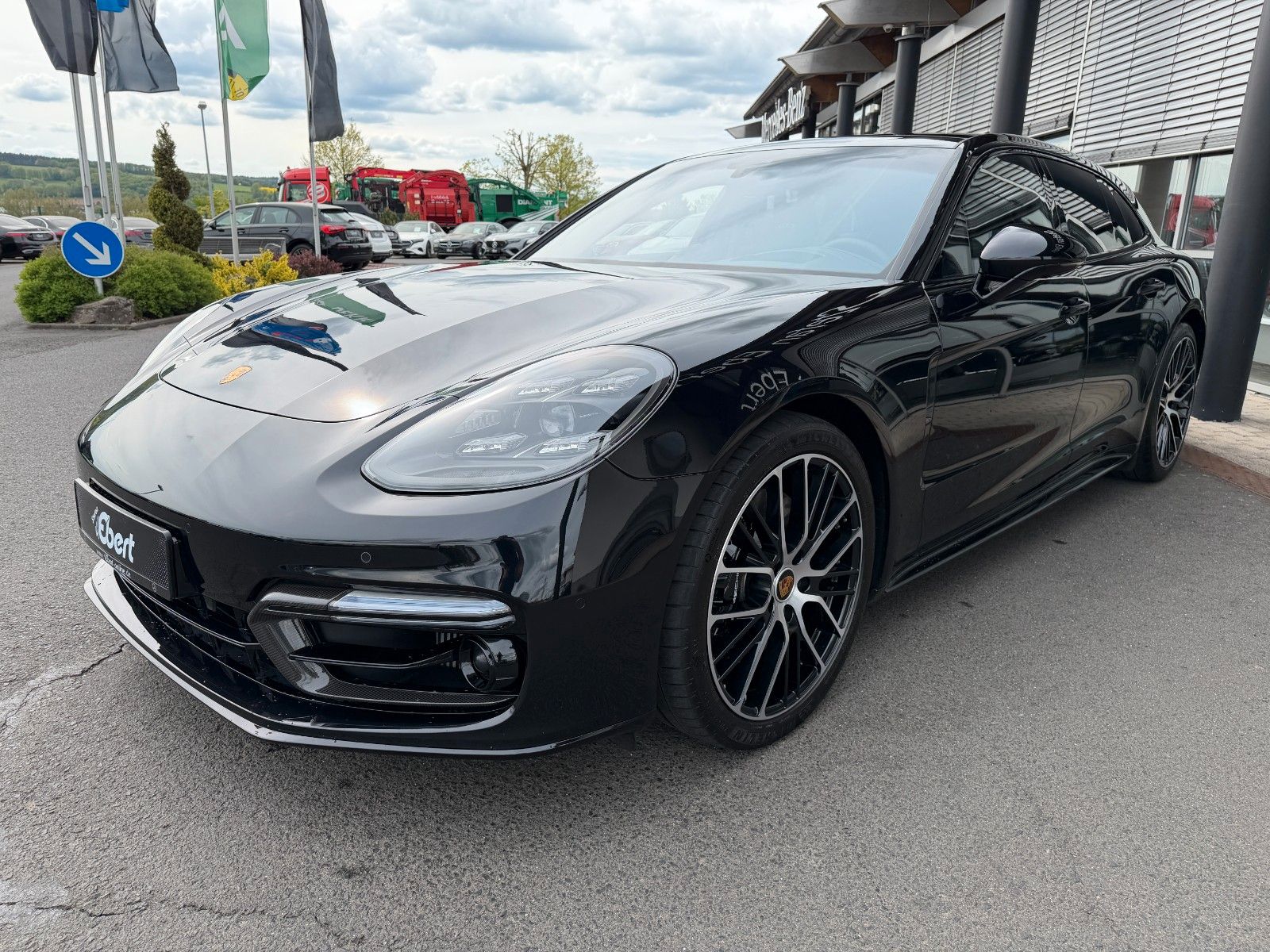 Fahrzeugabbildung Porsche Panamera Sport Turismo GTS CARBON/BOSE/STDH/21"