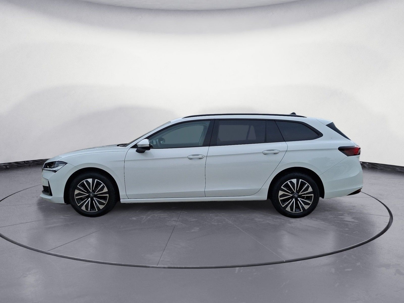 Skoda Superb - Bild 3