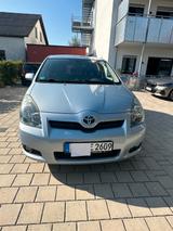 Toyota Corolla Verso 2.2-l-D-CAT Sol Sol - Toyota Corolla Verso Sol mit Diesel-Antrieb