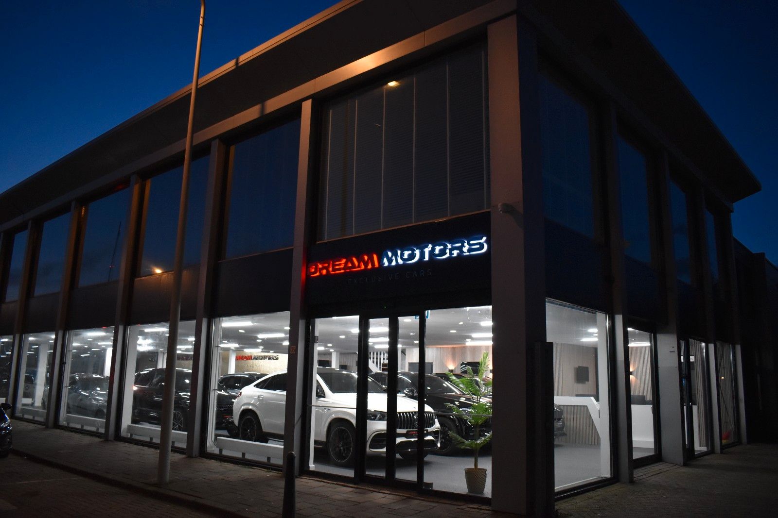 Mercedes-Benz GLE 53 AMG HYBRID 4MATIC+ 544pk | TREKHAAK imagem 2