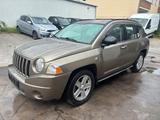 Jeep 4  4 Compas TÜV neu mit weniger K.M - gebrauchte Jeep Compass aus dem Jahr 2007