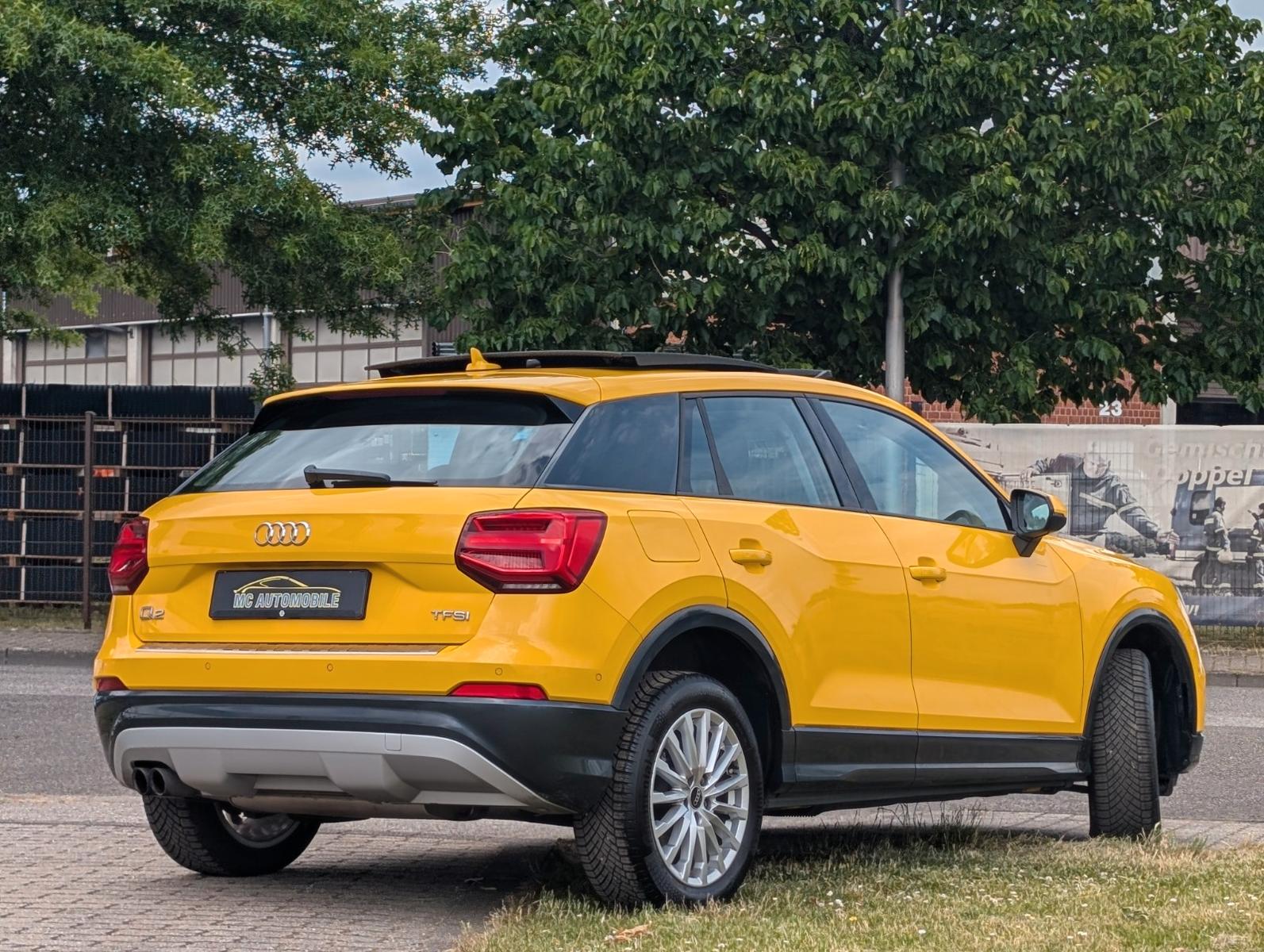 Audi Q2 design*PANORAMA*LED*TEMPOMAT*ACC*PDC !!