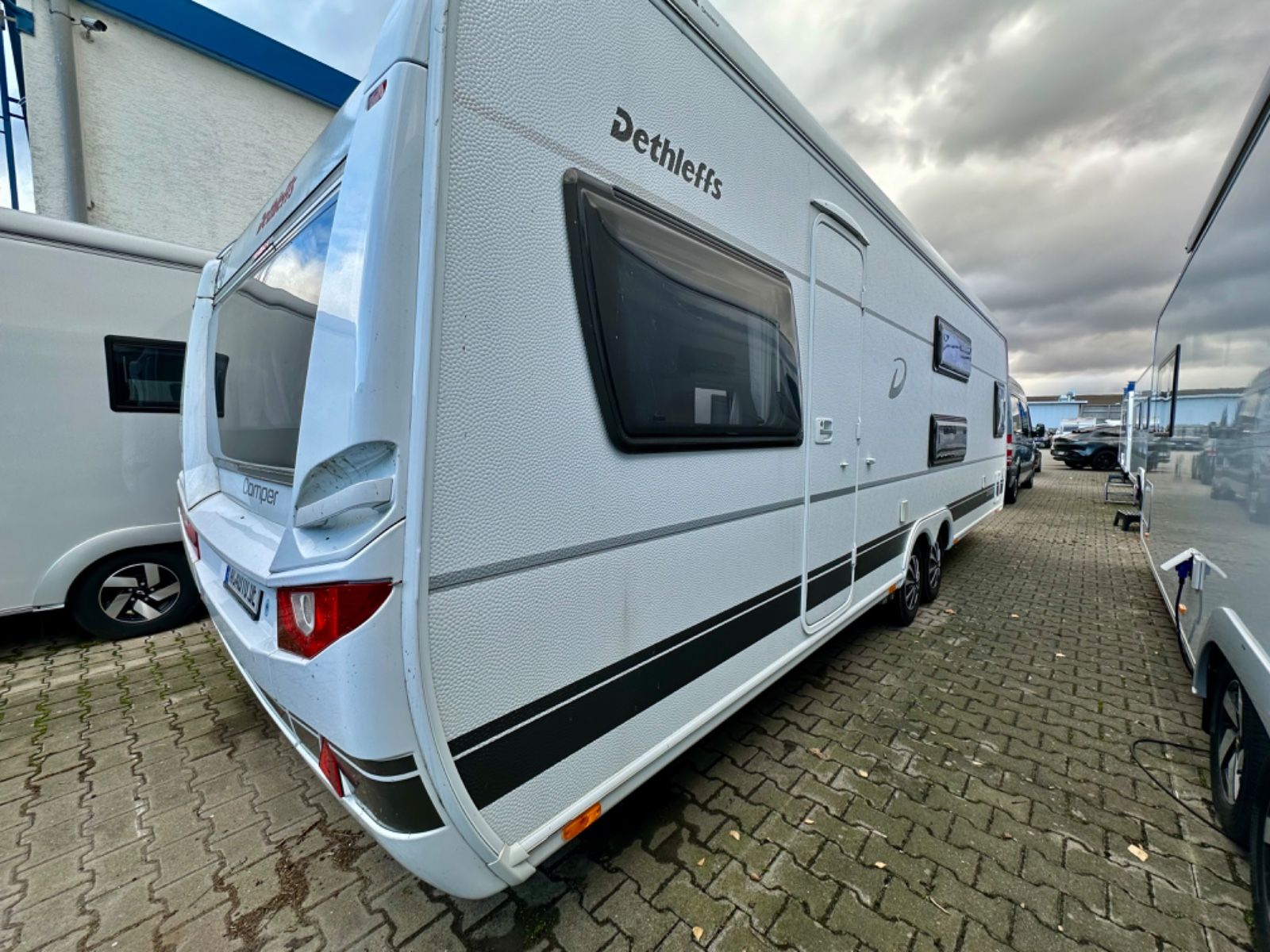 Fahrzeugabbildung Dethleffs Camper 730 FKR *Markise*2800kg*ATC*Mover*