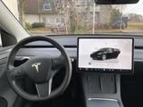 Tesla ModelY LongRangeAWD foliert BESCHLEUNIGUNGSBOOST - Tesla Model Y: Limousine