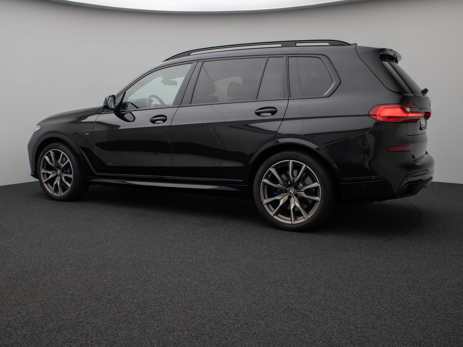 Fahrzeugabbildung BMW X7 M50i Laser 360°HUD DAB H/K SoftCL AHK 22Zoll