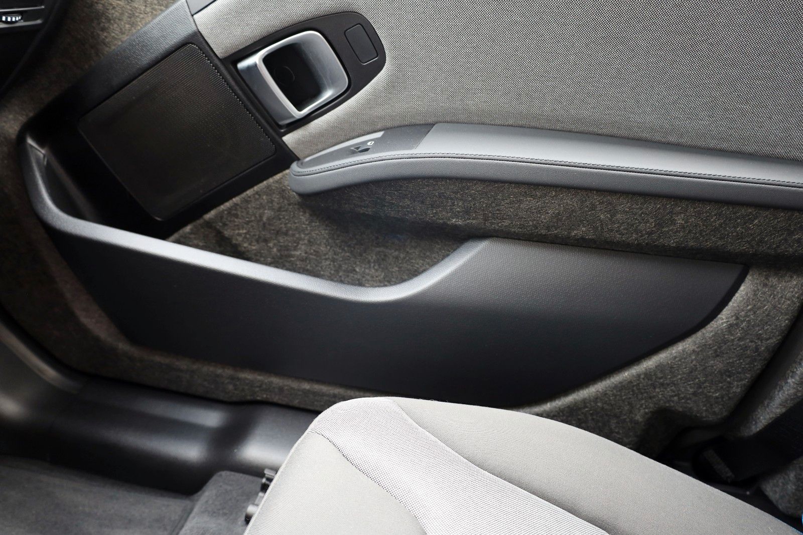 Fahrzeugabbildung BMW i3 s,135kW Business+Comfort,SD,Kamera,ACC,H&K,WR
