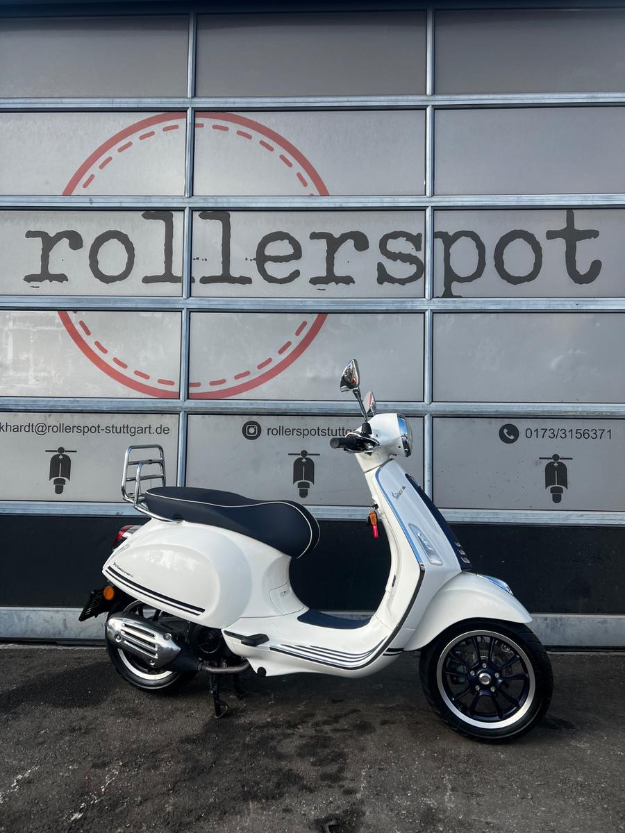 Vespa Primavera 125 iGet Yacht Club ABS nur 800KM