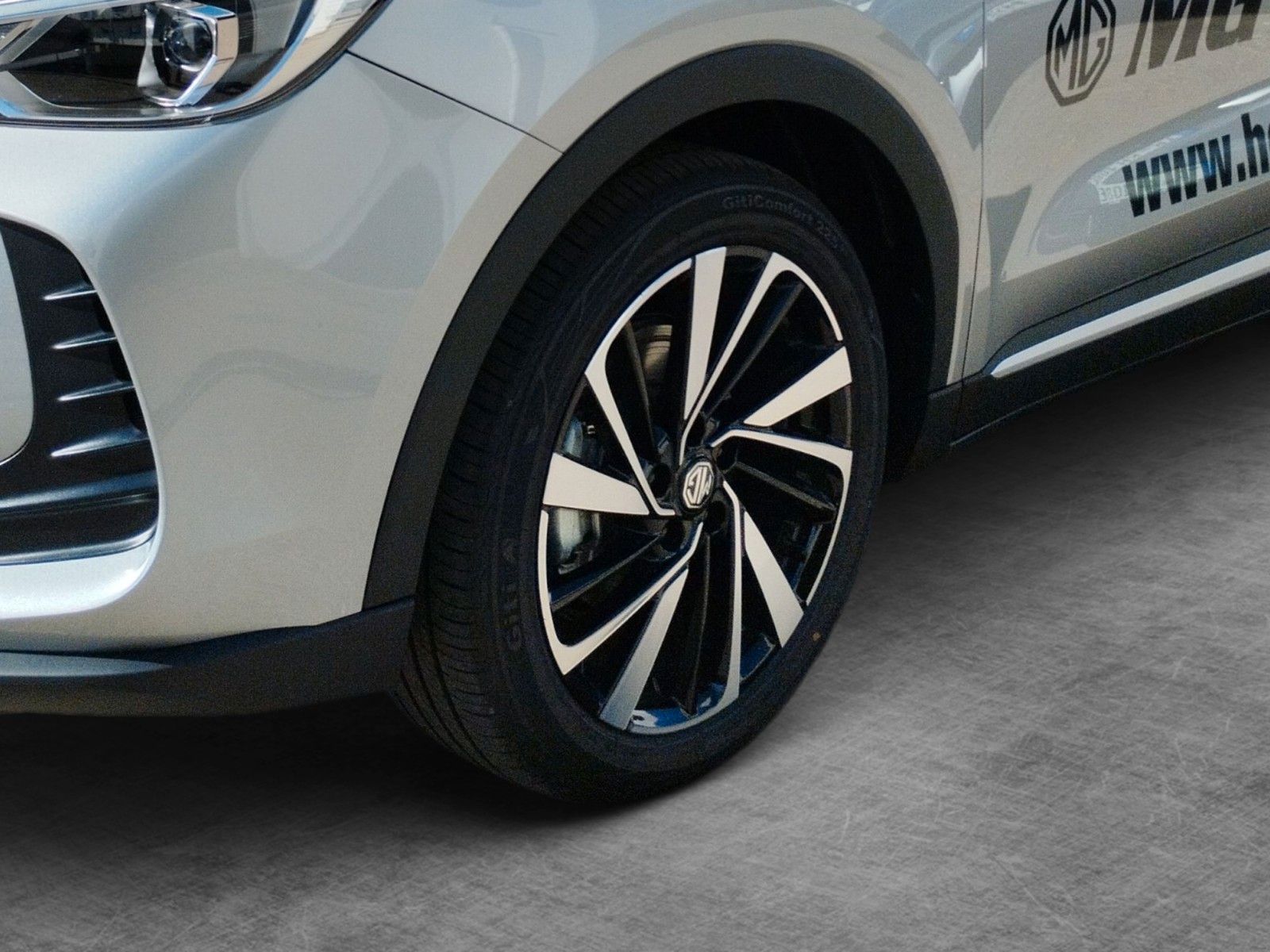 MG ZS