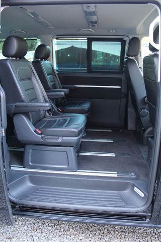 Volkswagen T6.1 Multivan Comfortline 150PS DSG AHK Standhzg