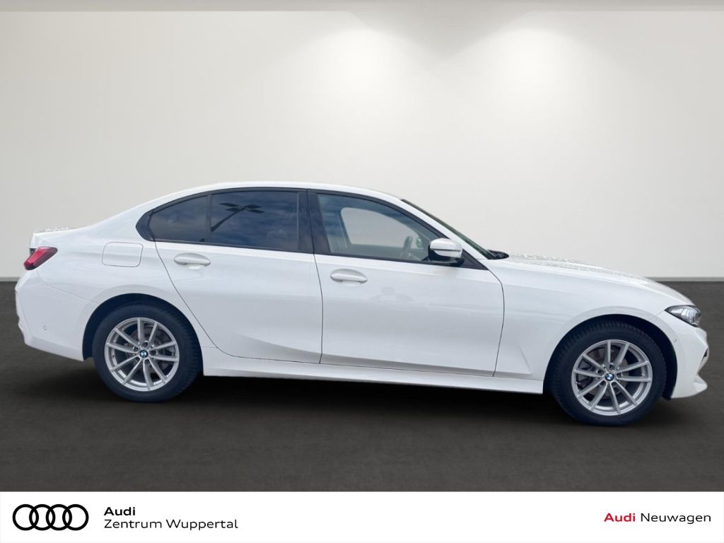BMW 320 i xDrive PDC VO&HI KAMERA LED SHZ foto 2