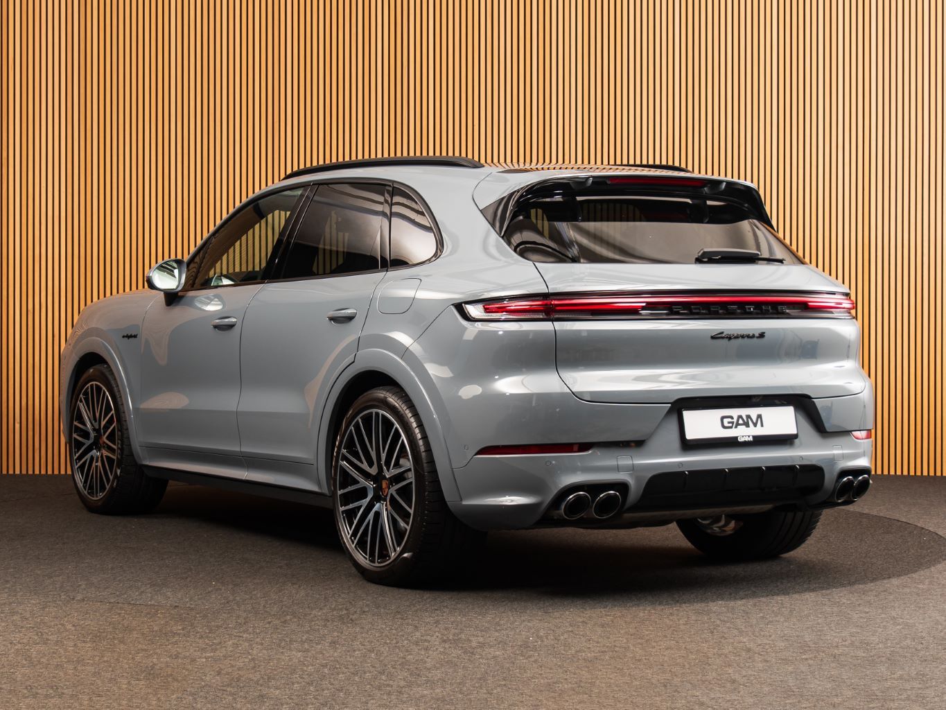 Porsche Cayenne S E-Hybrid SPORT DESIGN-22"-18-WAY-PANO imagem 3