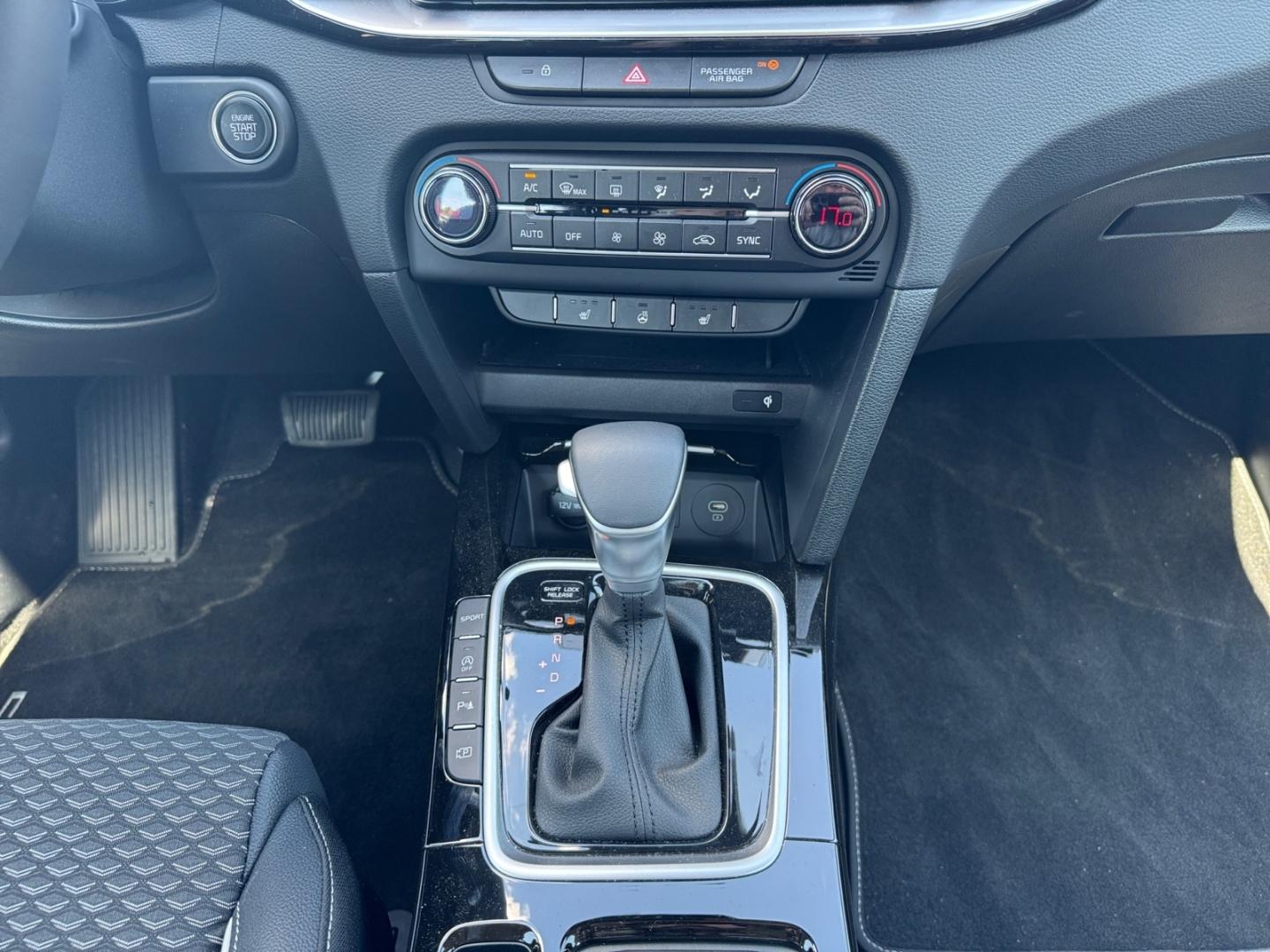 Kia Ceed_sw Sportswagon Spirit 1.5 T-GDI Navi Klima 